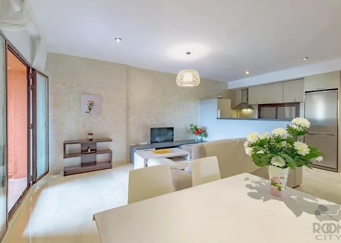 Balcones Mar * إِستيبونا